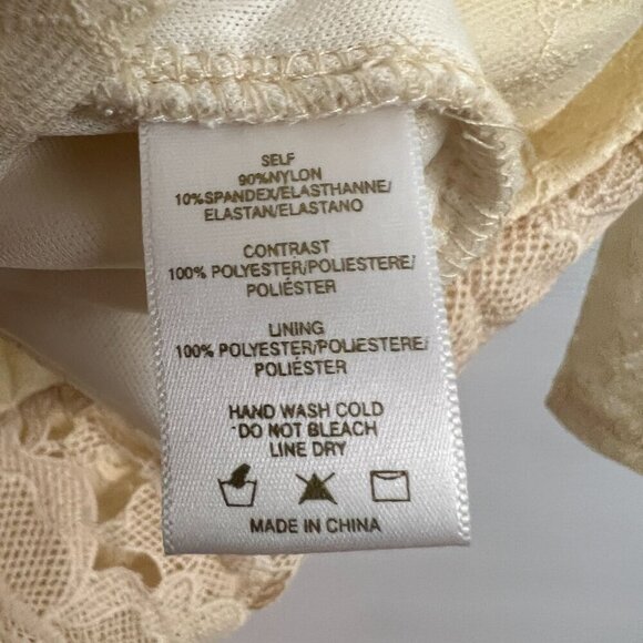 ANTHRO Sunday in Brooklyn Yellow Lace Cream Floral Appliques 3/4 Sleeve Top Sz S - Picture 12 of 14